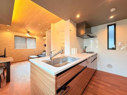 Modern New House - 2 Floors - Shinjuku Access