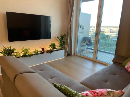 Botanical Apartment