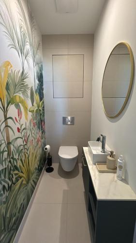 Botanical Apartment