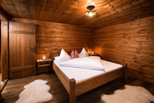 Hütte - Ferienhaus Bischoferhütte für 2-10 Personen