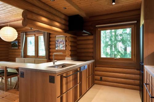 Big Bear Chalets & Apartments