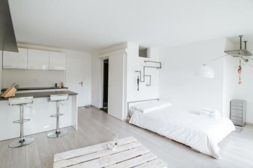 Cozy, modern & sunny Studio in Locarno