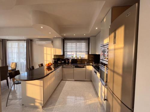 Aura Apartment