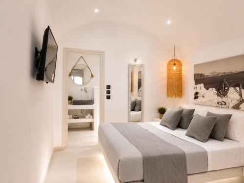 Fira CenterLine Suites
