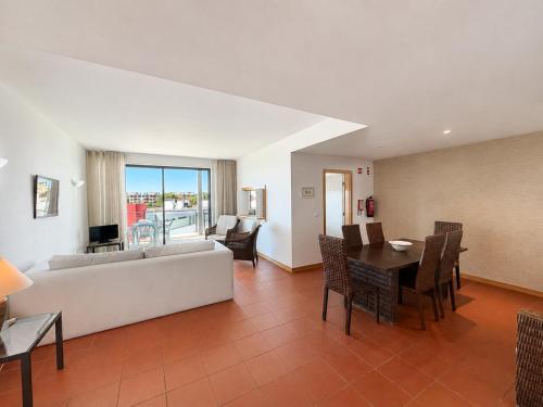 Residence Golf Club by Garvetur