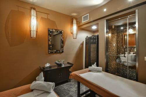 Bushi Resort & SPA tesisinde bir banyo