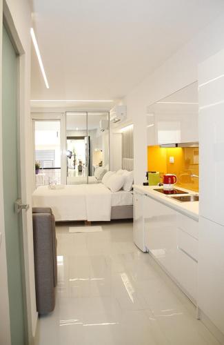 Kostas Acropolis Studio 1
