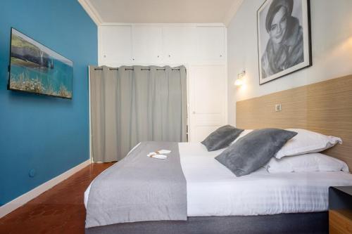 Stylish central Cannes apartment 2 min from Beach