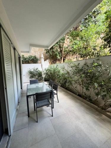 Modern Studio in the heart of Vouliagmeni