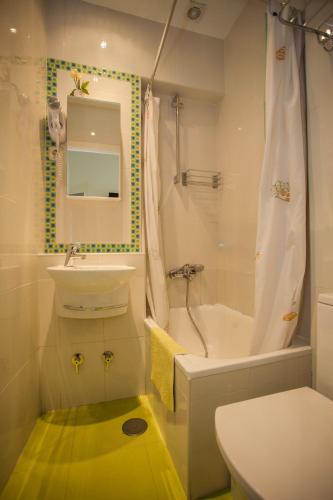 AVA Rooms