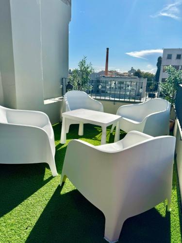 Diego's Rooftop Cedofeita AC, laundry & Elegance