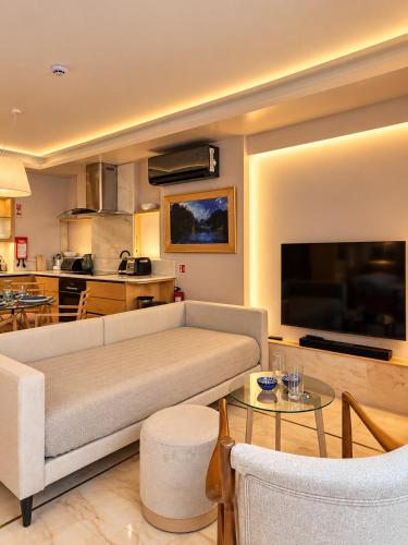 Blue House Bombarda - One Bedroom Apartment B