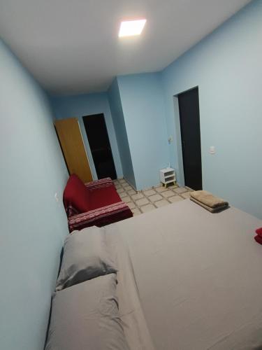 Casa confortável p 4 Av Paraná e Shop JL