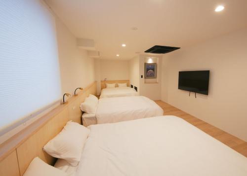 A-LifePENTHOUSE