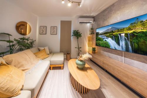 Newly built entire house, Up to 7 ppl, 9 mins walk from Kanamecho Station