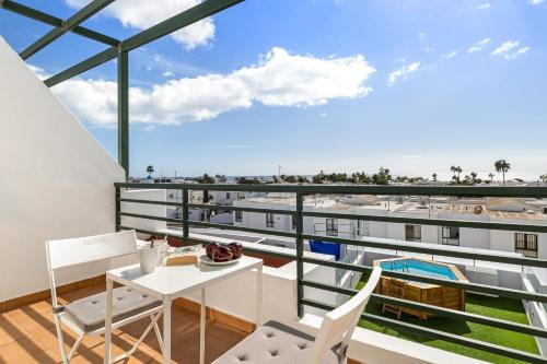 Arpon Santa Rosa 3 by Escape Home