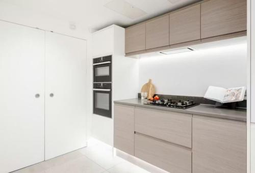 charming apartment - epicenter of Paris -wow