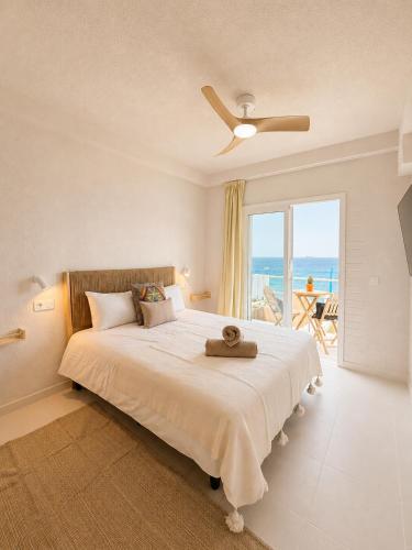 Surf House 6