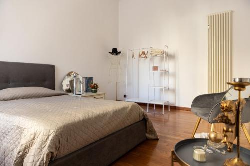 Lorenzo Guest House - Bright near Roma Center