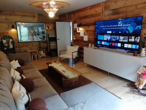Chalets De La Grande Ourse - Sublime Chalet 16 personnes avec sauna & Jacuzzi ! MAE-8951