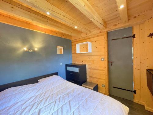 Résidence Campanules - Ski aux pieds, appartement pour 6 personnes tout en bois au coeur des Ménuires MAE-9071