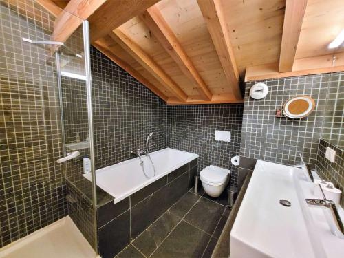 Chalet Les Sauvageons - Grand luxe au cœur des Gets, avec piscine & hammam MAE-2431