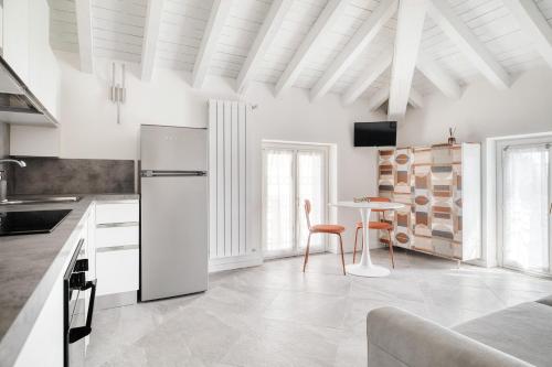 Bassano 28 - Modern Studio by InnStay