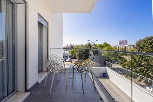 T2 with Pool and Balcony in Albufeira