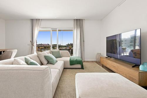 T2 with Pool and Balcony in Albufeira