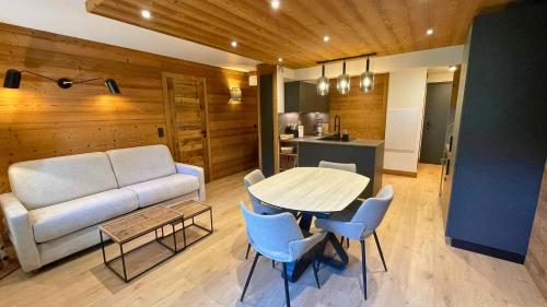 Résidence Fermes Emiguy - Appartement 4 personnes avec piscine MAE-4191