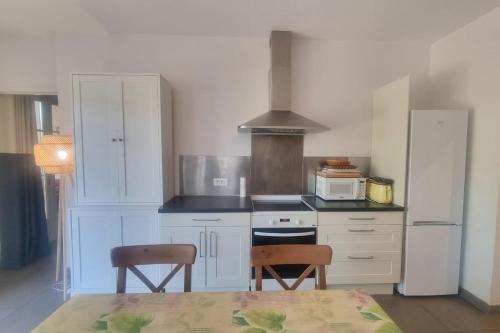 Large family apart with garden close to the beach