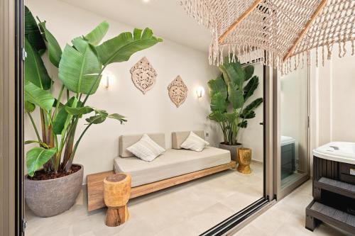 Asikiko Suites - Rethymno Old Town Retreats