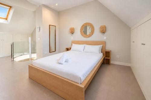 Apartamento con balcón y parking para 6