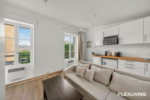 Charming Bright Studio Near Montmartre Paris 9th