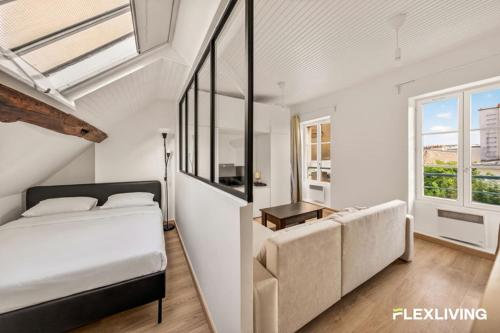 Charming Bright Studio Near Montmartre Paris 9th
