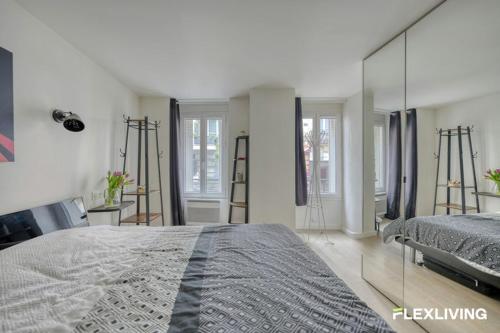 Beautiful and bright elegant Parisian 1-bedroom apartment