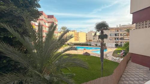 Modern Studio, 400m to beach, Pool