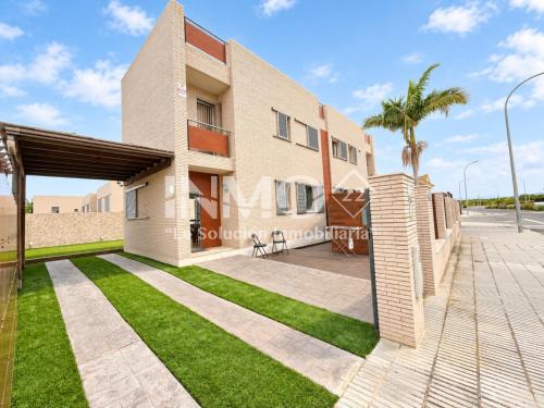 Casa con jardín en Mas d'Aguiló 109D - INMO22