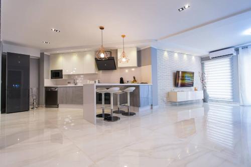 Luxury 2 bedroom apartment in Los Cristianos