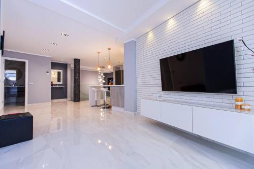 Luxury 2 bedroom apartment in Los Cristianos