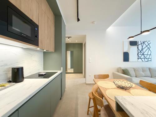 Luxury Downtown Apartment E4