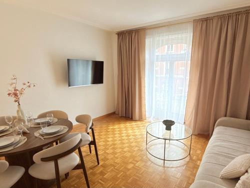 2BR Apartment - City Center