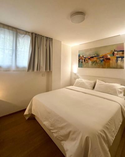 Modern Design Apartment - Near Metro & City Center