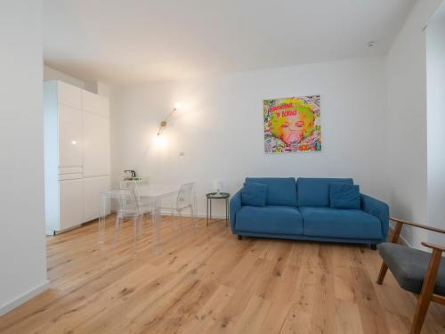 Xenia Milano - 2rooms apt in Via Breno 1