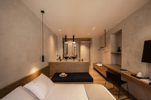 M Suites