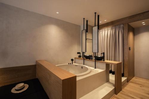 M Suites