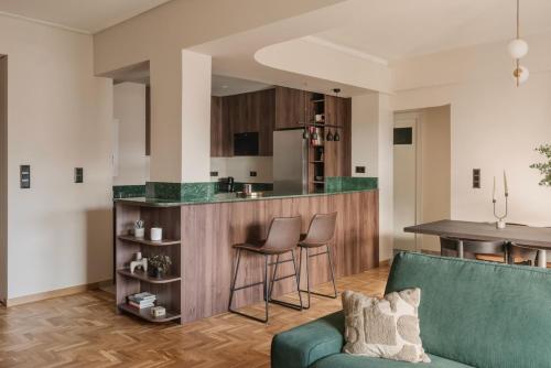 Modern apartment at the centre of Glyfada
