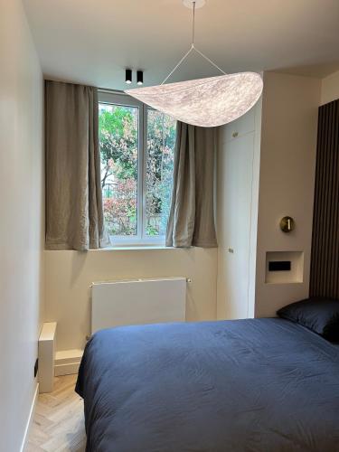 Champs-Élysées Apartment