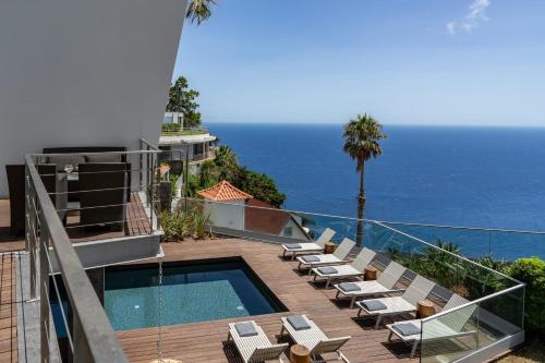 Villa Neves Luxury Pool and Sea Views