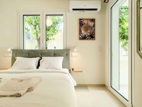 Modern Retro Hideaway in Elliniko K2